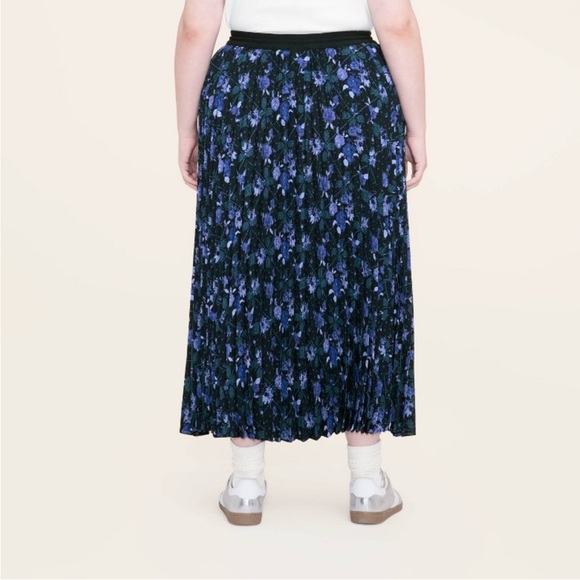 Women’s Large Woolrich Floral Midi A Line Pleated Skirt - NWOT - Picture 3 of 4